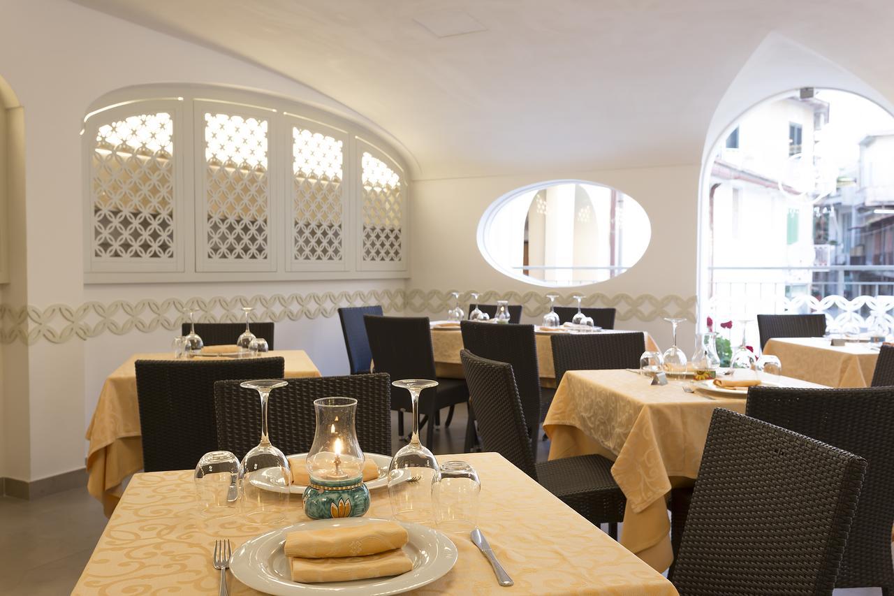 Hotel La Pergola Santa Maria di Castellabate Zewnętrze zdjęcie